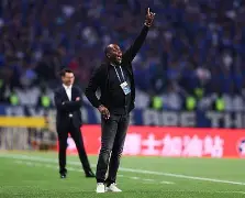 埃因霍温发布备战花絮，今夜临场应变，德国杯任务艰巨，临场指挥获称赞-爱游戏