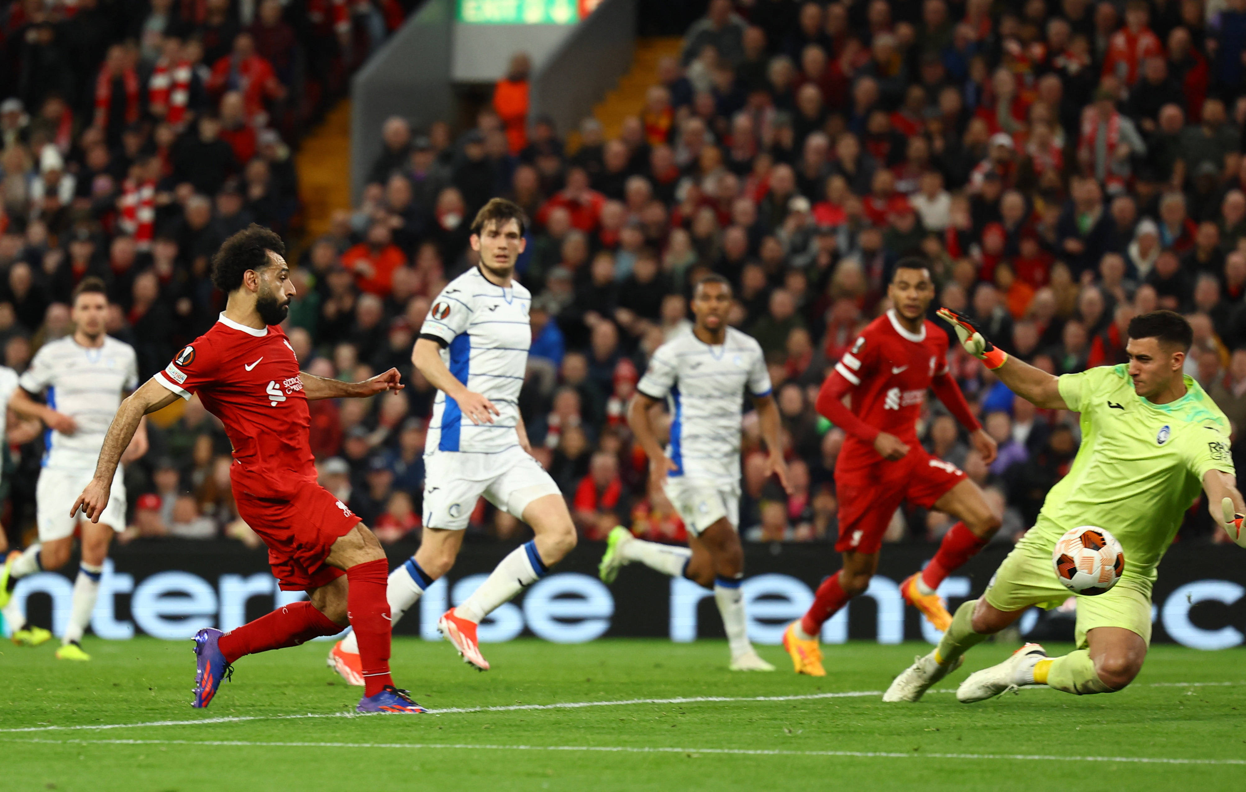 包含今夜利物浦豪取连胜：亚冠节点到来，震撼外界，控场能力受关注的词条-爱游戏